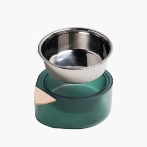 Pet bowl with both cold a d warm I insulation
